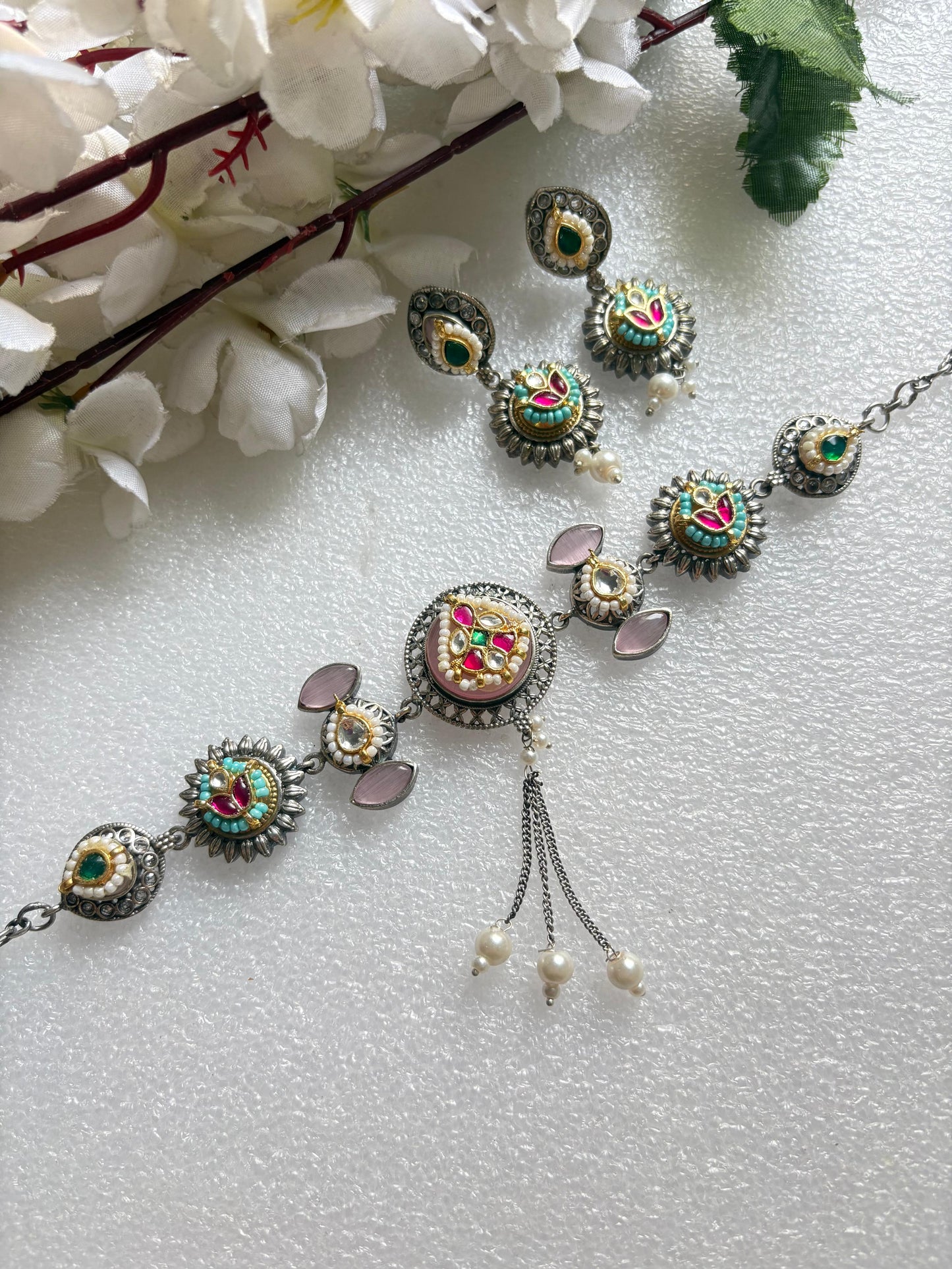 Kundan Dual-Tone Choker Set with Fusion Motifs & Pearl Drops | Alankrent