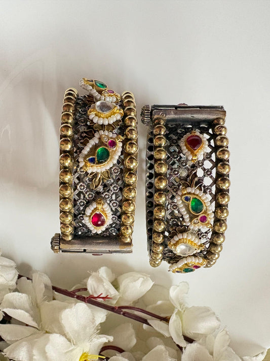 Antique Dual Tone Kundan Kada Bangles | Silver Look Alike Polish | Handcrafted Brass Base with Pearl & Stone Detailing – Limited Edition