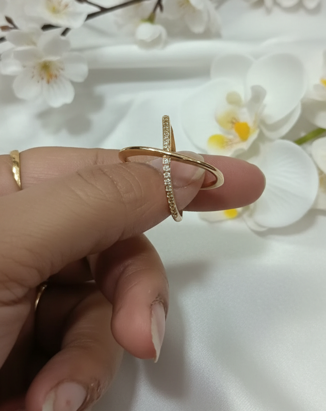 Celeste Crossline Anti-Tarnish Gold Ring | Criss-Cross Minimal Design