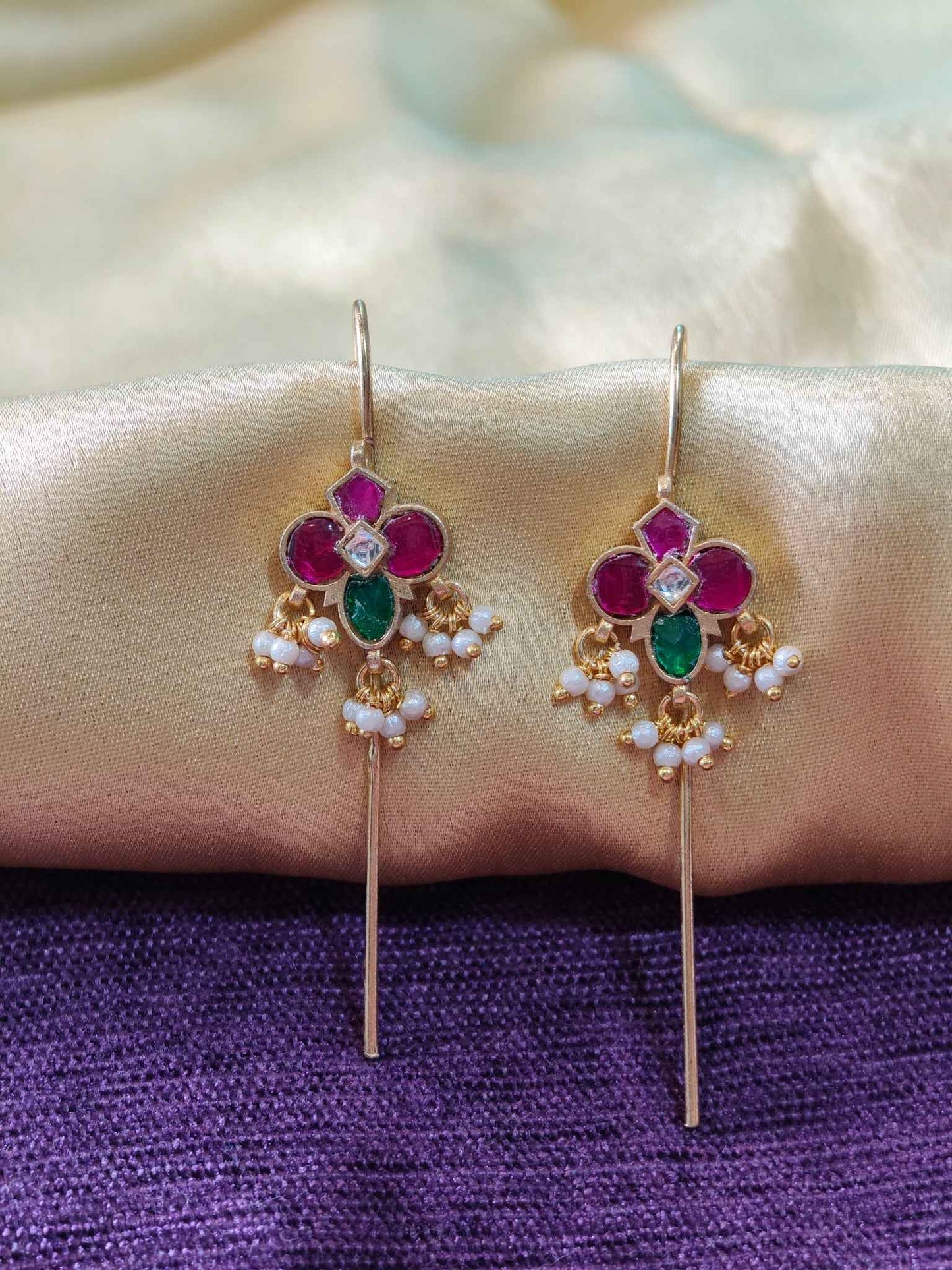 Aira Kundan Ear Cuff