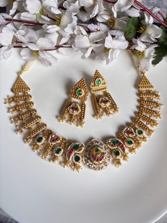 Sitara Veda Fusion Gold Matt Polish Necklace with Pacchi Kundan Online