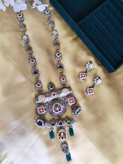 Rajsi Meher Dual Tone Premium Long Pacchi Kundan Necklace Set Online