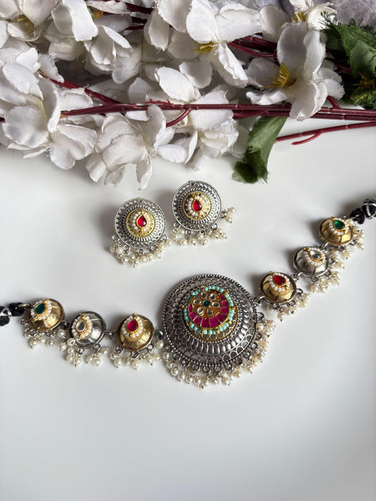 Rajwada Noor Silver Look Alike Dual Tone Pacchi Kundan Choker Necklace