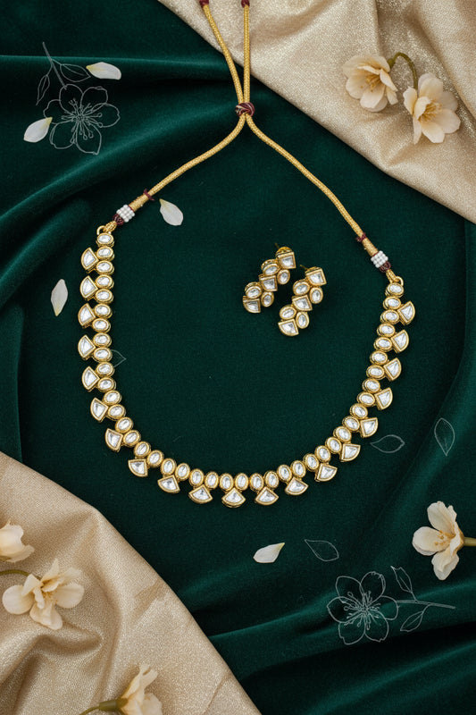 Noorika Kundan Necklace Set | Premium Gold Tone Kundan Jewellery with Statement Earrings