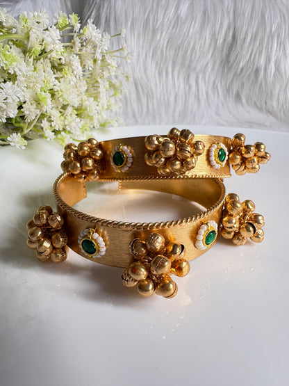 Kanakghungroo Kundan Flexi Bangles | Golden Flexible Ghungroo Bangles with Kundan | Traditional Indian Ethnic Jewellery