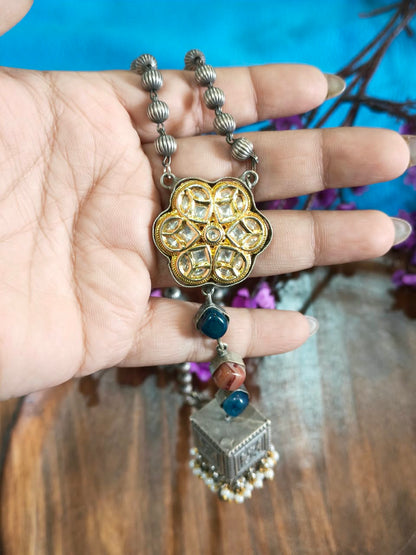 Pachikundana Sutrahaar | Pachi Kundan Tie Style Pendant Statement Long Necklace | Traditional Indian Jewellery