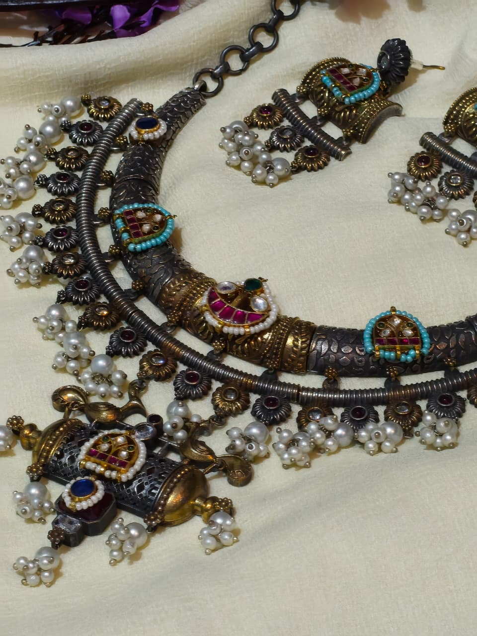 Kaalratna Pacchi Kundan German Silver Hasli | German Silver Hasli Necklace with Dual Tone Black Polish and Pacchi Kundan | Traditional Ethnic Jewellery