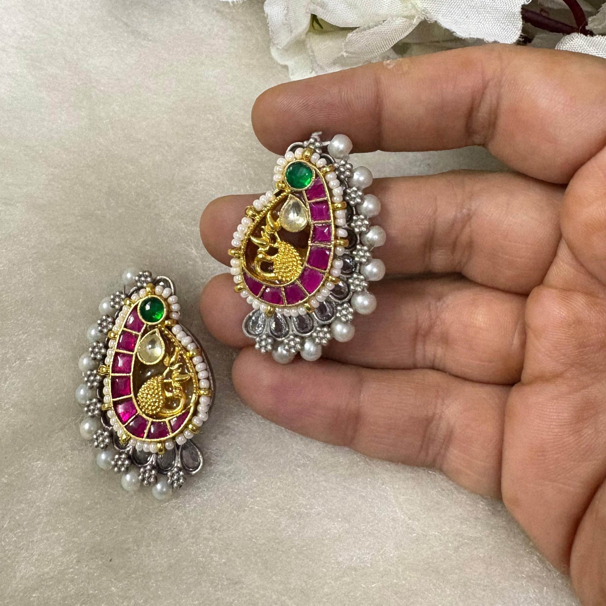 Mor Manjari Pacchi Kundan Stud - Alankrent Luxe