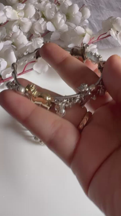 Vrindavan Ghungroo Openable Heritage Bangle | Dual Tone & Antique Gold | Alankrent Luxe