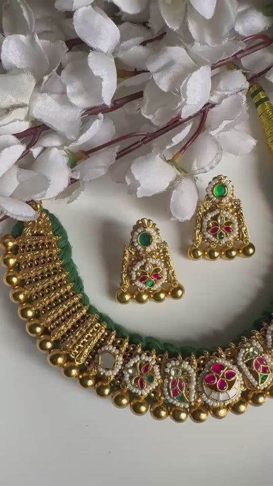 Meherang Gulposh Kundan Thread Gold Necklace Set with Earrings Online