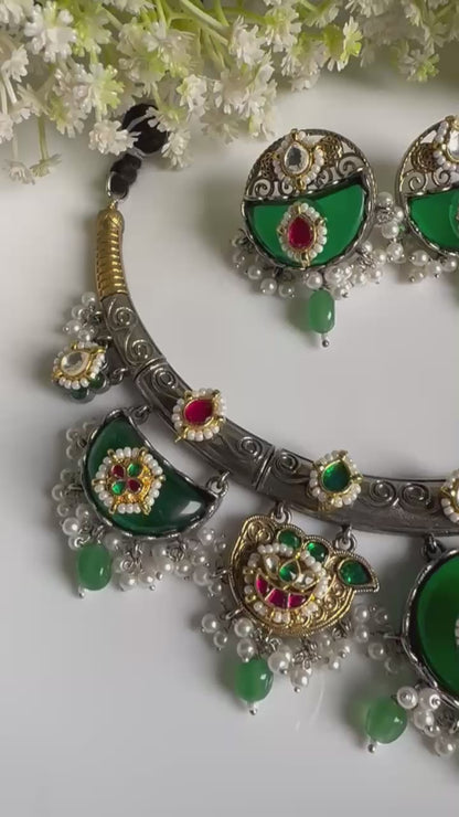 Haritara Kundan Fusion Hasli Necklace Set with Earrings | Green Dual Tone SLA Jewellery