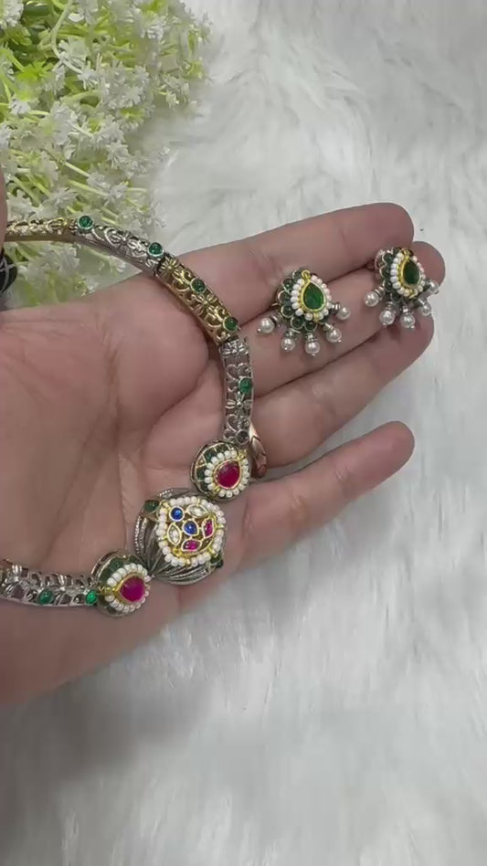 Rajatmukhi Dvayvarna Kundan Set | Minimal Dual Tone Kundan Pendant Necklace Set with Earrings & Ring | Indian Ethnic Jewellery