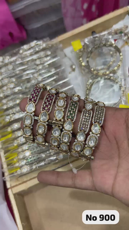 Zariya Polki Moissanite Emerald Kada Set | Premium Bridal Kundan Bangles