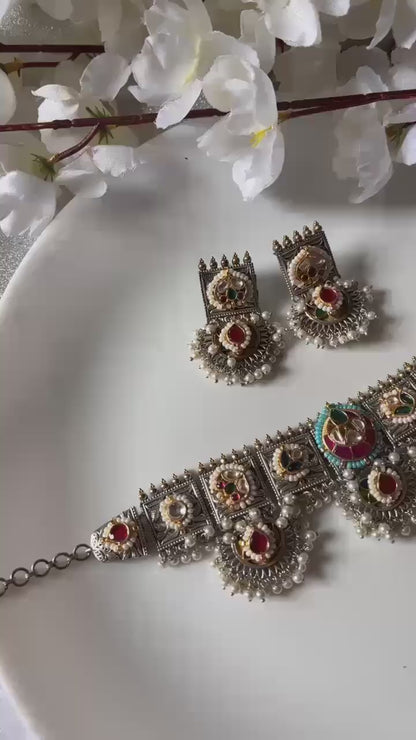 Alankrent Luxe SLA Antique Kundan Fusion Necklace with Earrings | Firoza Beads & Pearl Detailing