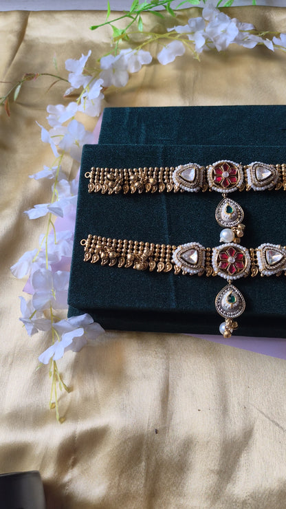 Aurevia Handcrafted Statement Pacchi Kundan Payal with Center Motif and Pearl Drops Bridal Anklet in Brass and German Silver Traditional Indian Jewellery | Premium Indian Jewellery