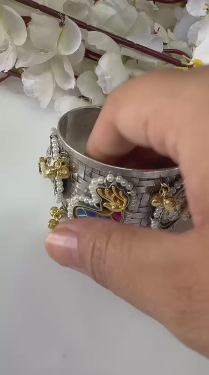 Mriga Kundan Kada – Deer Pacchi SLA Brass Kada