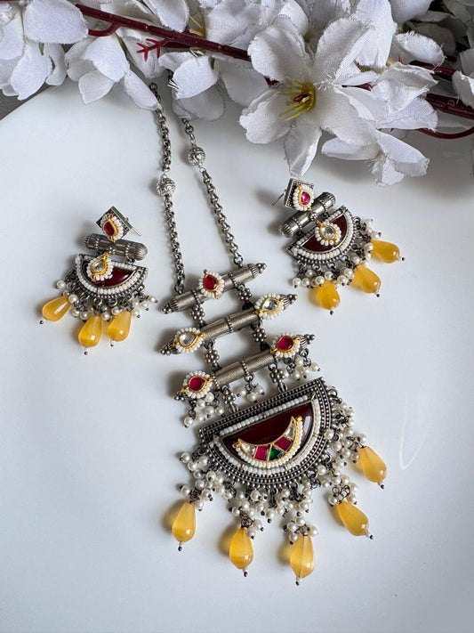 Surmayi Kundan Fusion SLA Long Necklace Set with Earrings for Women