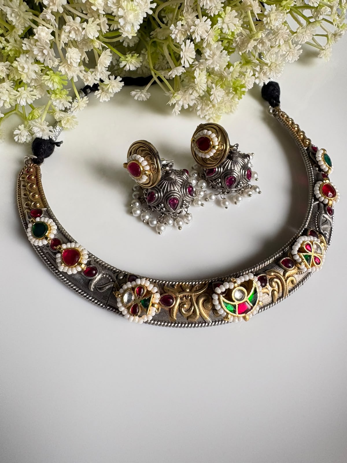 Vaidehi Kundan Fusion Thread Hasli Necklace with Earrings | Navratri & Festive Jewellery