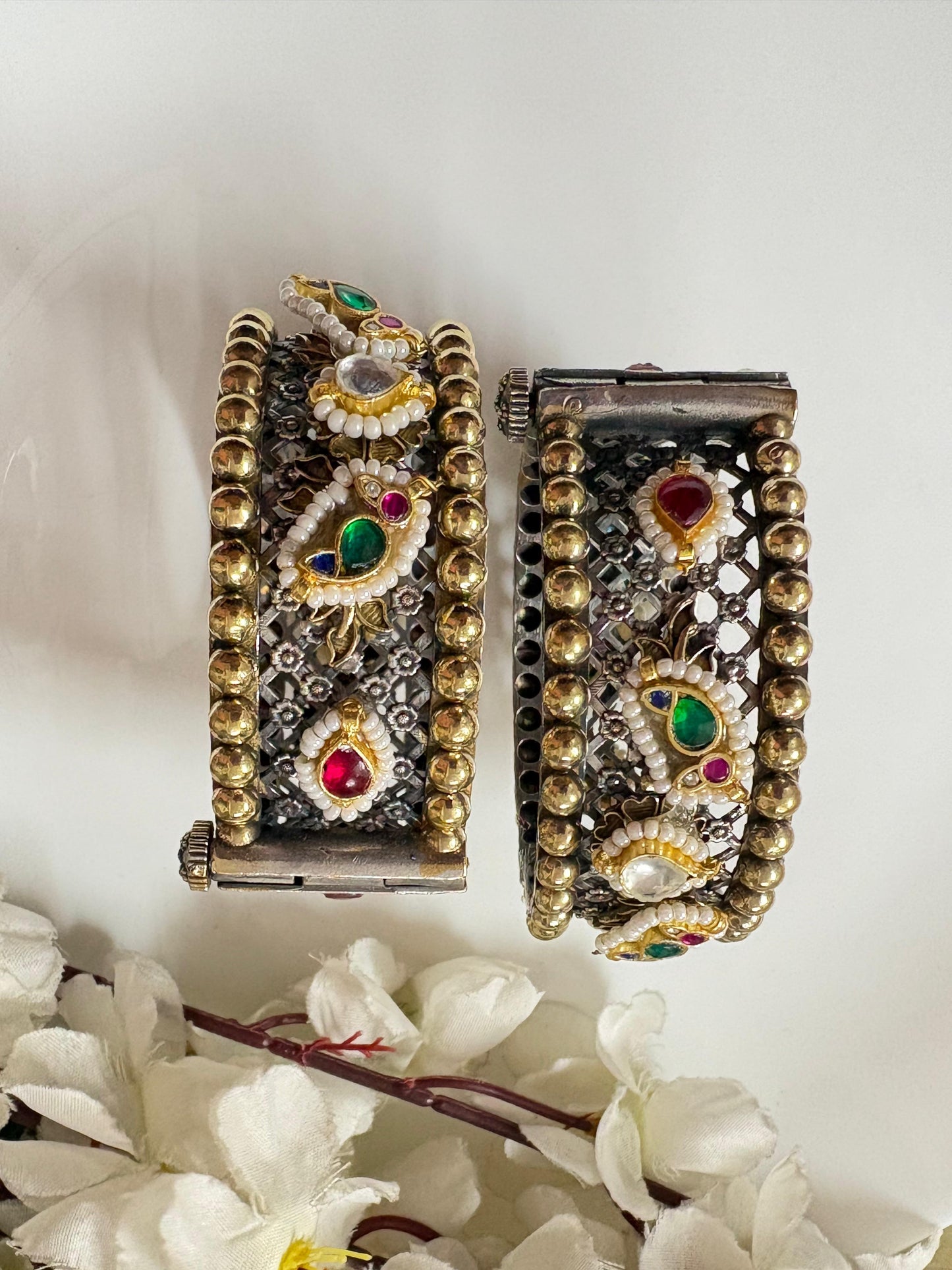 Antique Dual Tone Kundan Kada Bangles | Silver Look Alike Polish | Handcrafted Brass Base with Pearl & Stone Detailing – Limited Edition
