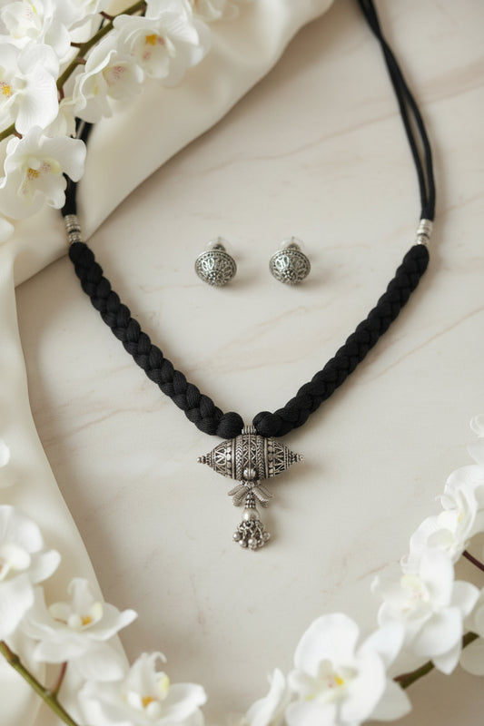 Premium Vintage Filigree SLA Thread Necklace Set with Earrings for Women Online