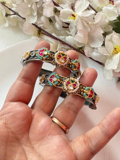 Aafreen Dual-Tone Kundan & Firoza Kada (Pair) | Small Sizes