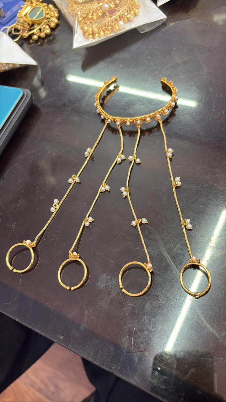 Jhanak Pearl Hathphool - Alankrent Luxe