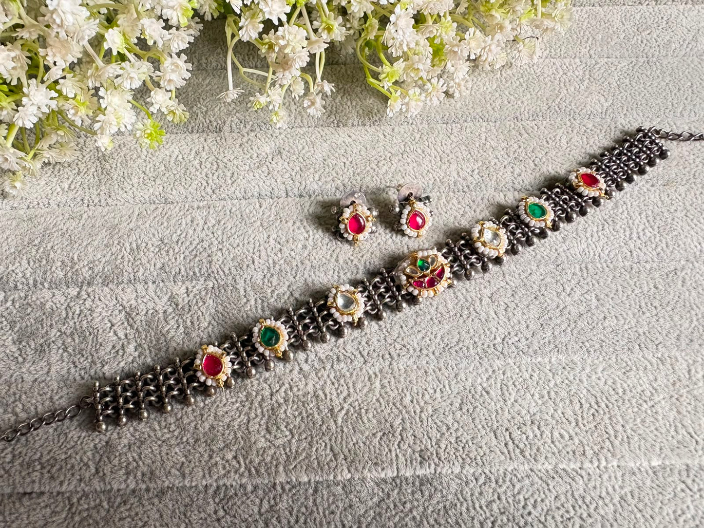 Aaradhya Minimal Kundan Fusion SLA Choker Necklace with Earrings | Navratri Jewellery