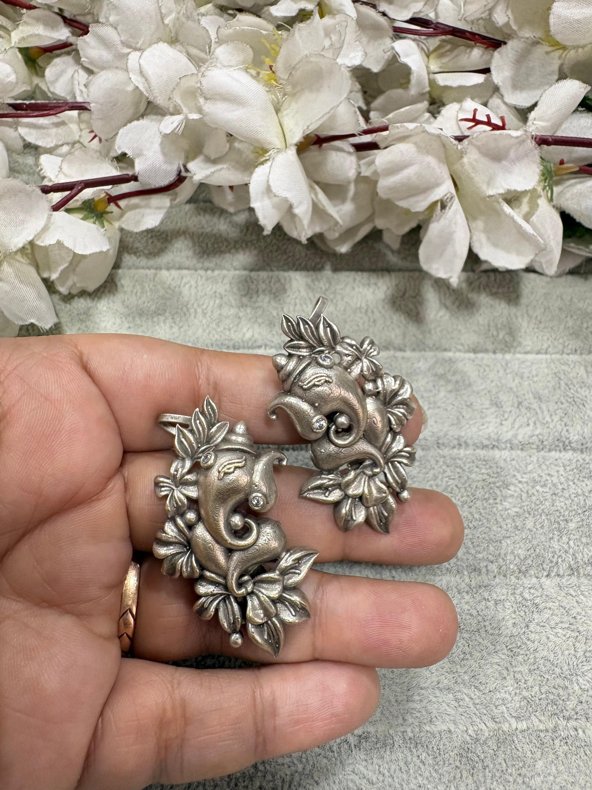 Vighnaraj Gajmukhi Ganesha Earcuff Cum Bugadi | Oxidised Silver Look Traditional Jewellery