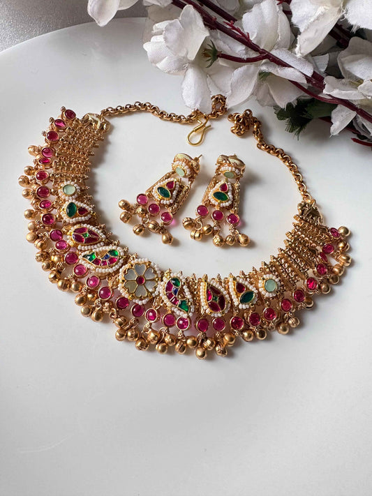 Ravisha Gold Matt Kundan Fusion Necklace Set Online | Ruby Stone Ethnic Jewellery with Earrings