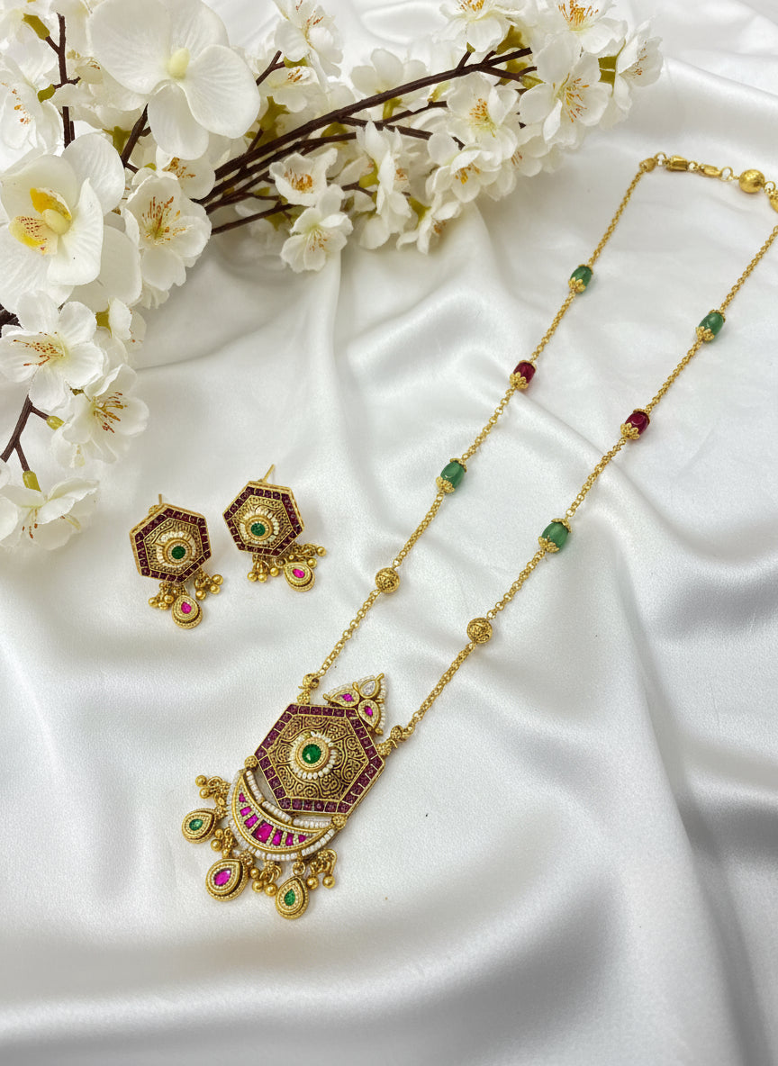Jadtar 1 Gram Gold Tanmaniya Pendant Set | Traditional Kundan Necklace Design