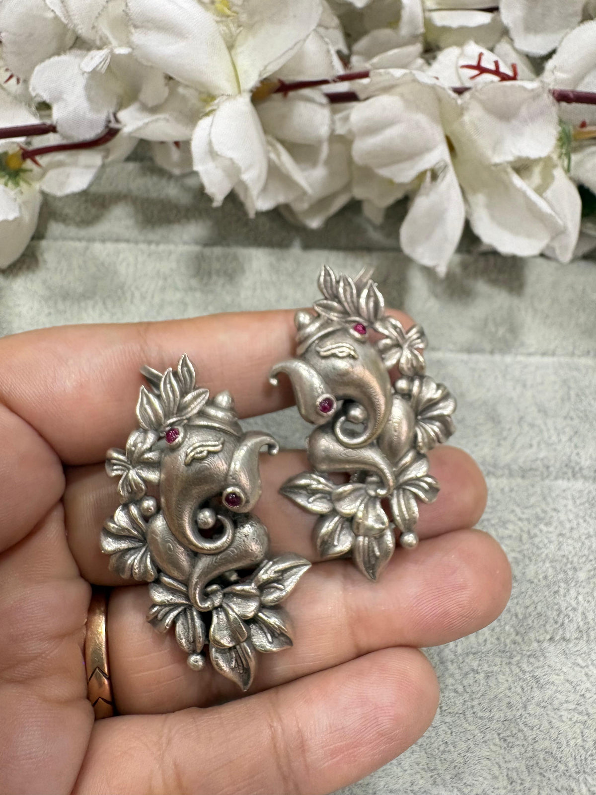 Vighnaraj Gajmukhi Ganesha Earcuff Cum Bugadi | Oxidised Silver Look Traditional Jewellery
