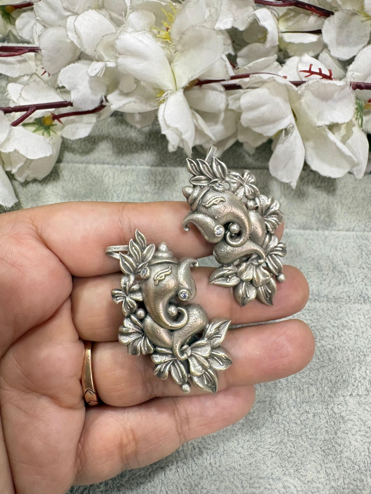 Vighnaraj Gajmukhi Ganesha Earcuff Cum Bugadi | Oxidised Silver Look Traditional Jewellery
