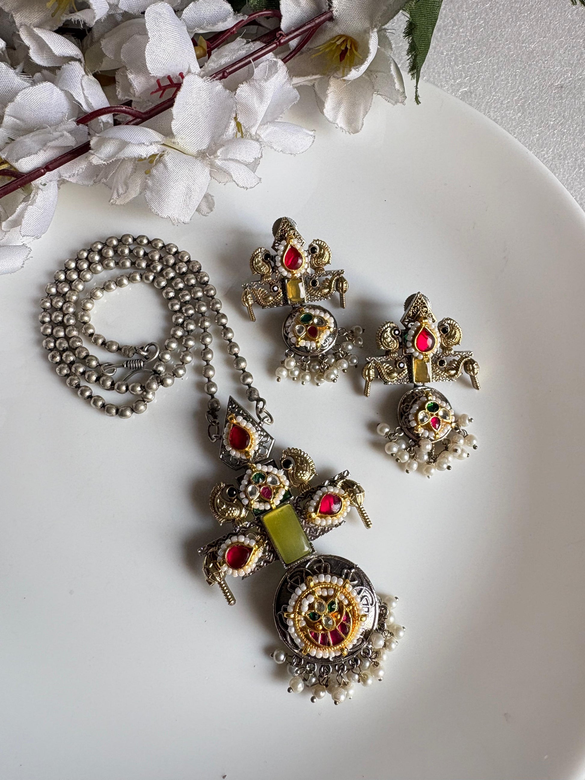 Kundan Fusion Long Dual Tone Necklace Set With Earrings Budget Collection by Alankrent