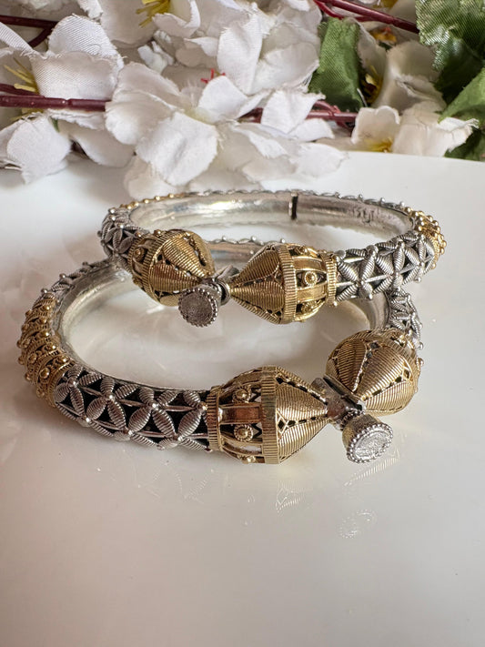 Dual Tone Openable Traditional Kada in German Silver | Alankrent Luxe