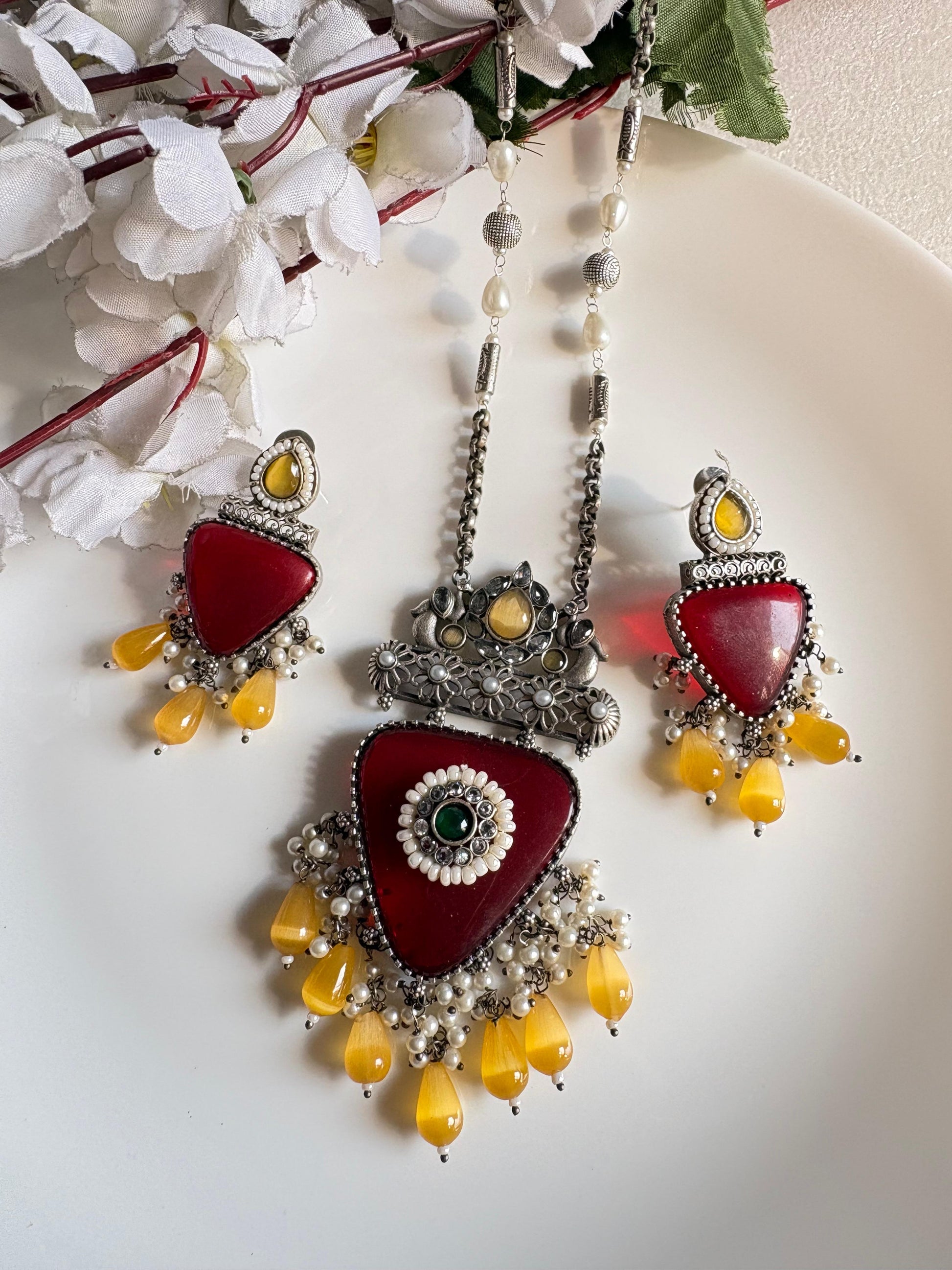 Crystal Stone Long Chain Pendant - Alankrent Luxe