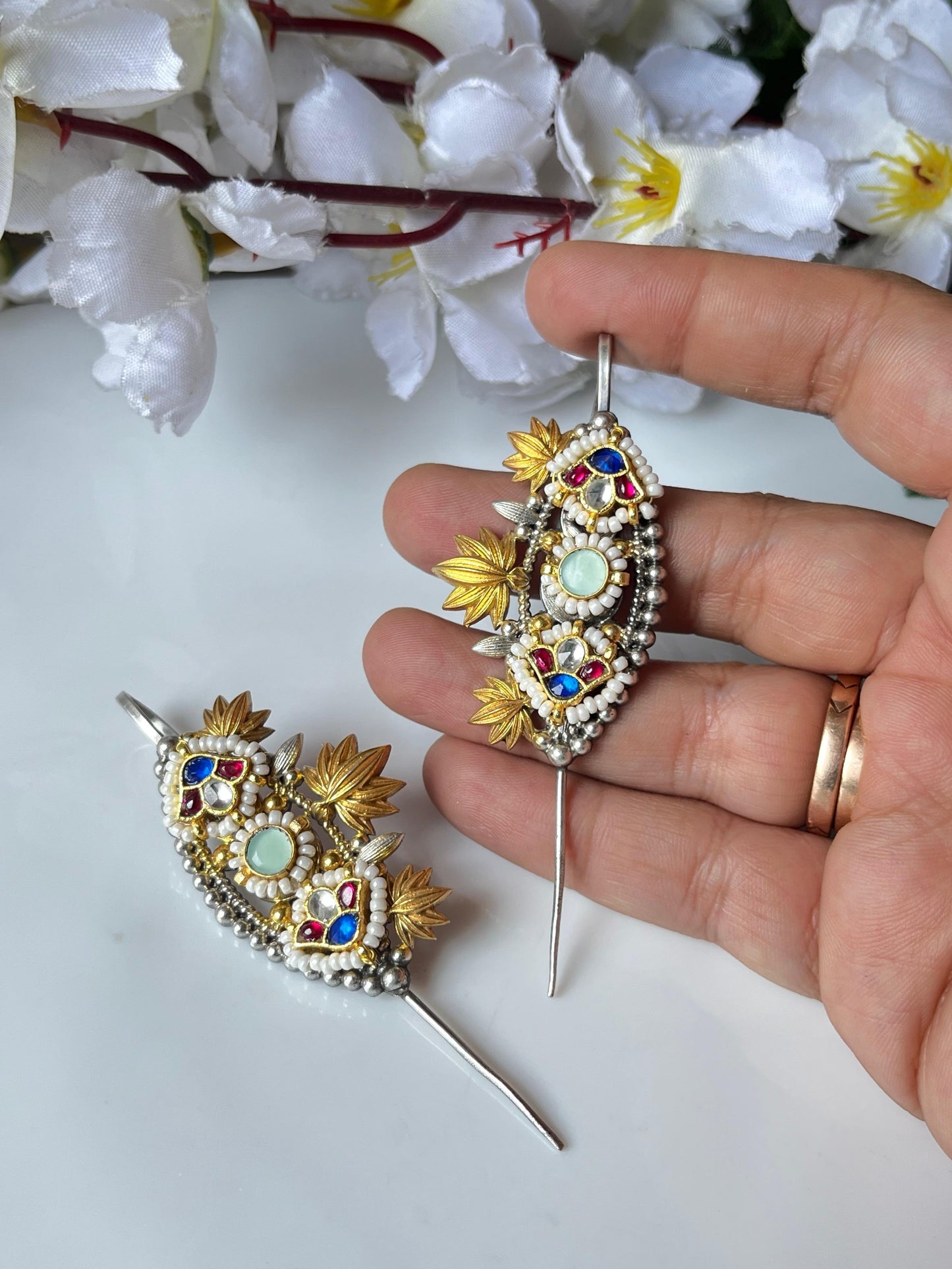 Stone Floral Meenakari Earcuff – Handcrafted Traditional & Trendy Ear Jewellery | Alankrent Luxe