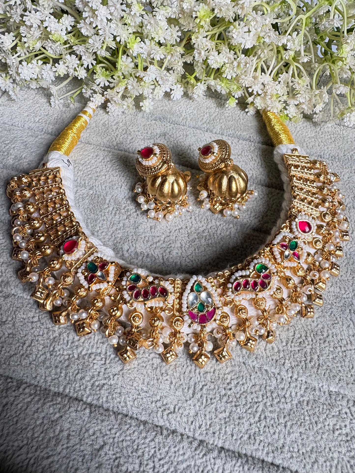 Vamika Kundan Fusion Thread Gold Necklace with Earrings | Premium Navratri Jewellery Set