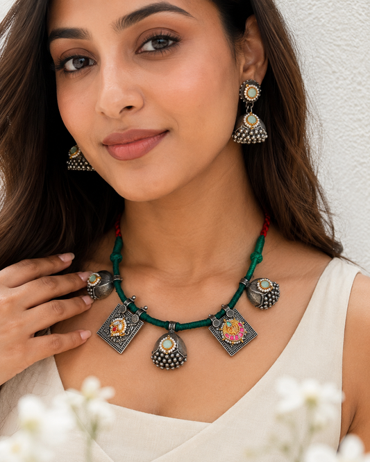 Vaerika Kundan Fusion Thread SLA Necklace Set with Earrings | Premium Brass Jewellery | Alankrent Luxe
