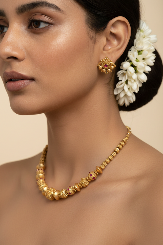 Minimal Gold Look Beaded Necklace Set with Pink Stone Accents – Traditional Lightweight Jewellery