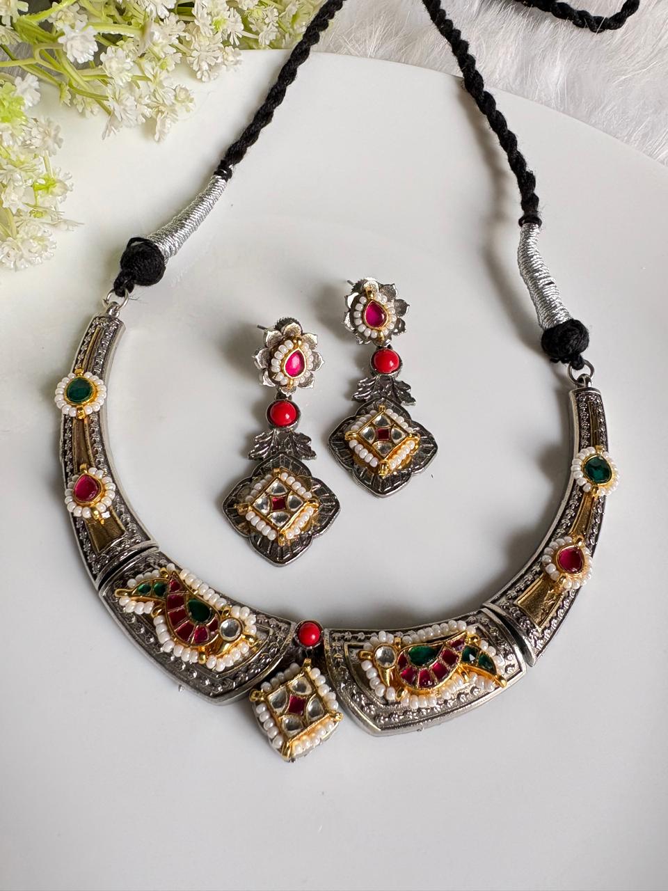 Kutch Kesar Rajwadi Hasli Necklace Set with Kundan Fusion Earrings | Dual Tone SLA Jewellery