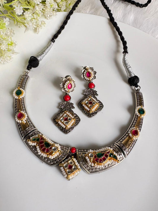 Kutch Kesar Rajwadi Hasli Necklace Set with Kundan Fusion Earrings | Dual Tone SLA Jewellery