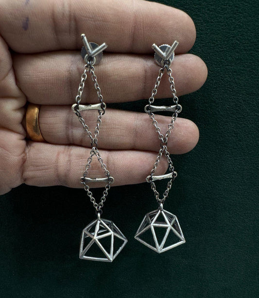 Aarvika Edge Premium SLA Long Statement Earrings Online