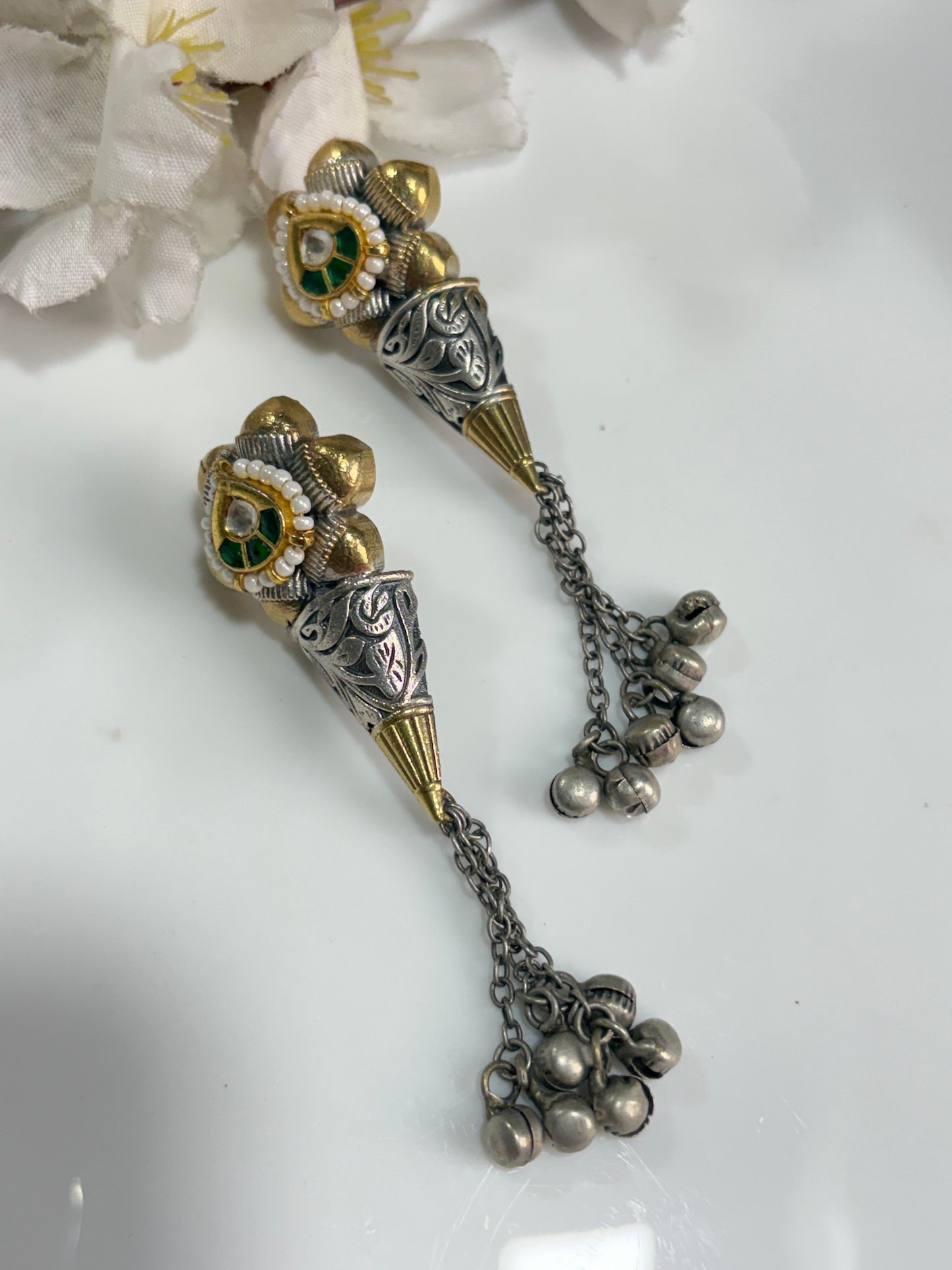 Kundan Dualtone Earrings by Alankrent