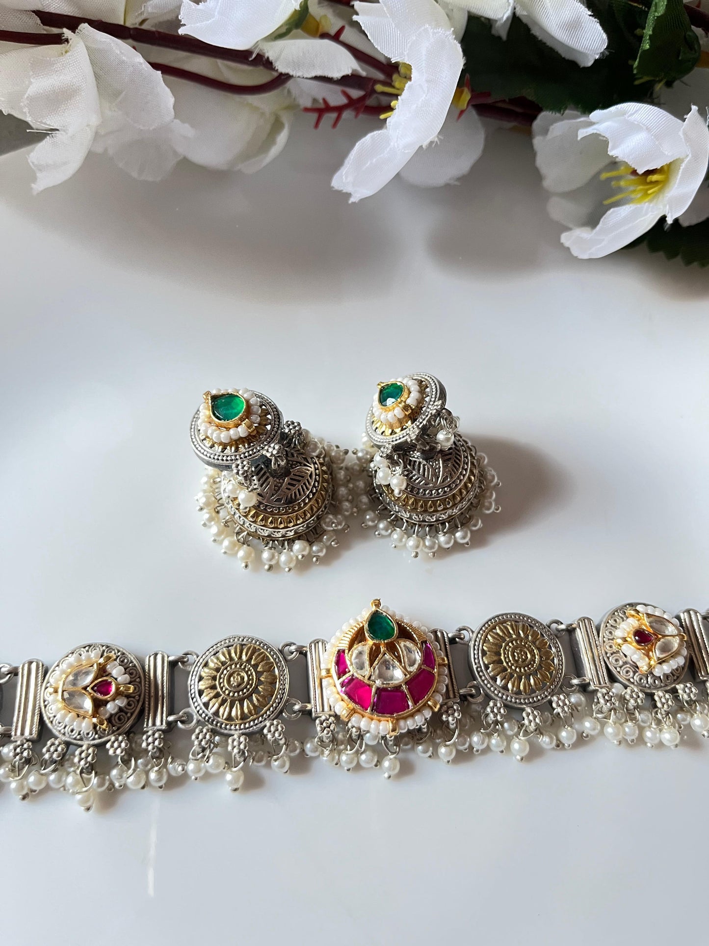 Bestseller Kundan Dual Tone Choker with Jhumkis | Brass Base Silver Look Alike Polish | Kundan Fusion Necklace Set – Limited Edition