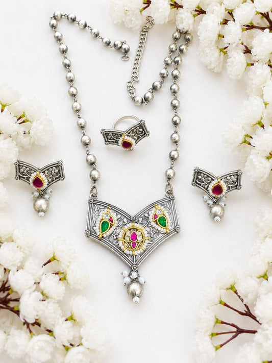 Zareen Kundan Fusion SLA Ball Chain Pendant Set with Earrings & Ring | Alankrent Luxe