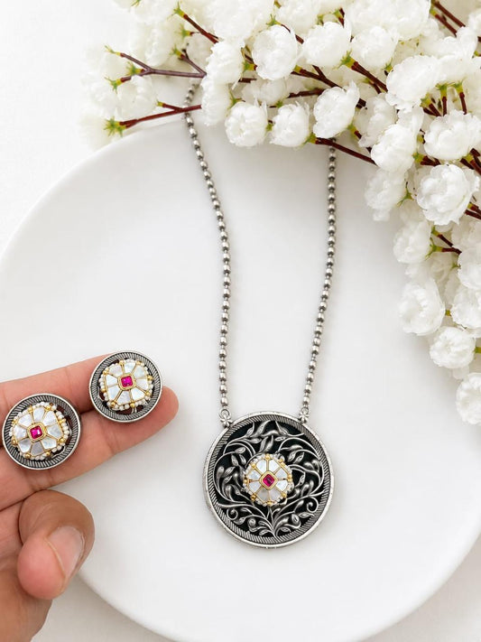 Noorika MOP Kundan Fusion SLA Long Chain Pendant Set with Round Earrings | Alankrent Luxe