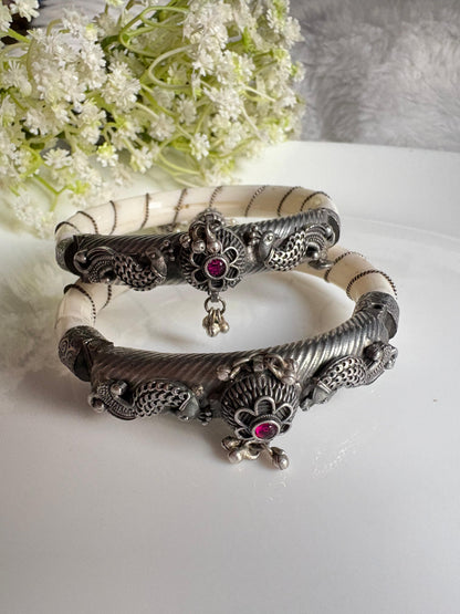 Rajwadi Pola Bangles Pair | Oxidised Silver Traditional Openable Bangles