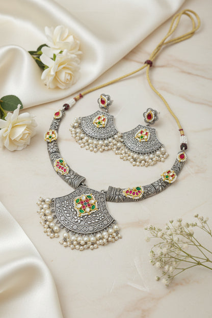 Muktalekha Pachi Kundan Fusion Pearl Hasli Necklace Set with Earrings | German Silver Heritage Jewellery | Alankrent Luxe
