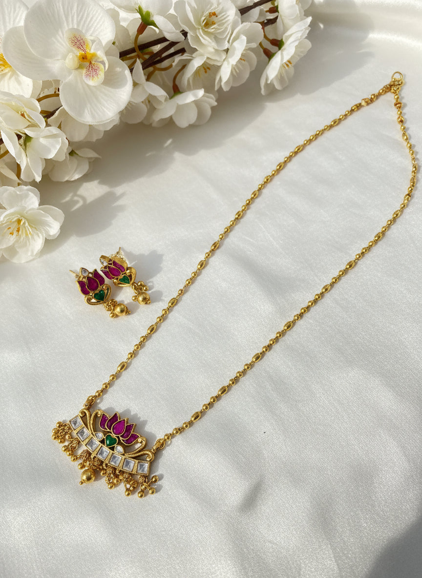 Jadtar 1 Gram Gold Tanmaniya Pendant Set | Traditional Kundan Necklace Design