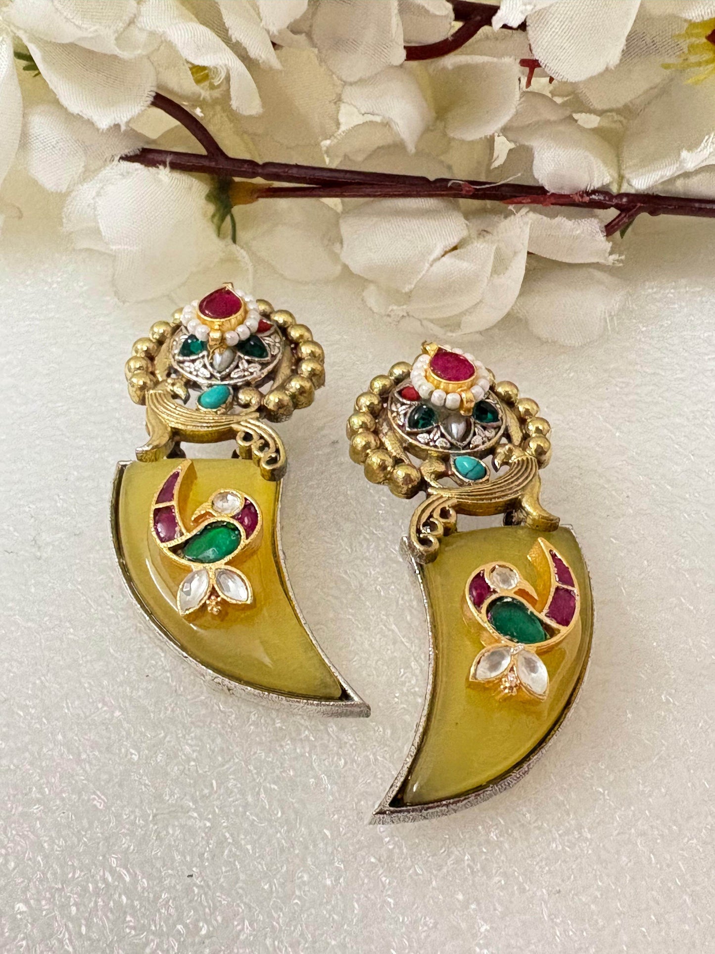 Rajwadi Kalgi Earrings | Traditional Meenakari Stone Studs - Alankrent Luxe